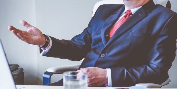 adult-blur-businessman-288477-five-reasons-your-senior-managers-may-not-be-effective